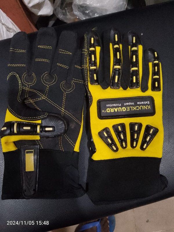 Knuckle Guard Impact Gloves